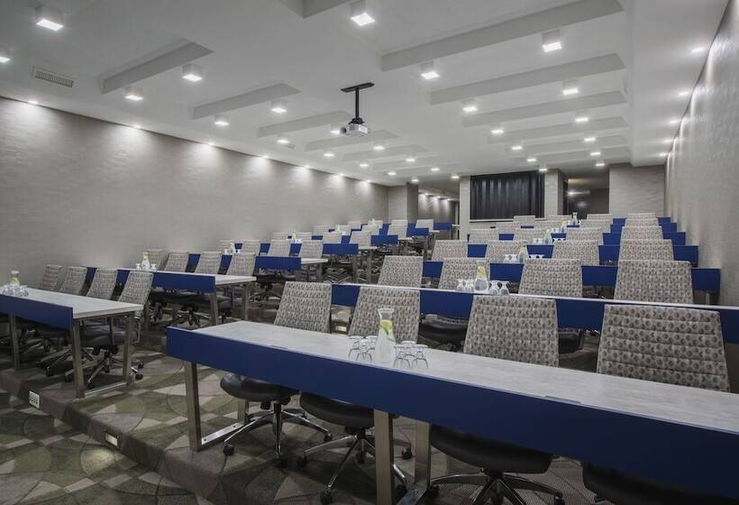 ホテル Holiday Inn Winnipeg South, An Ihg