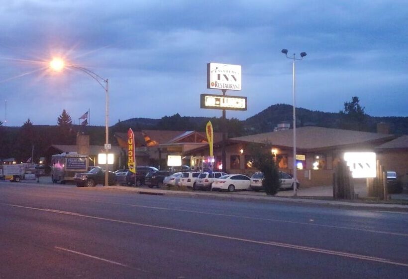 בית מלון כפרי Casa Lemus Inn