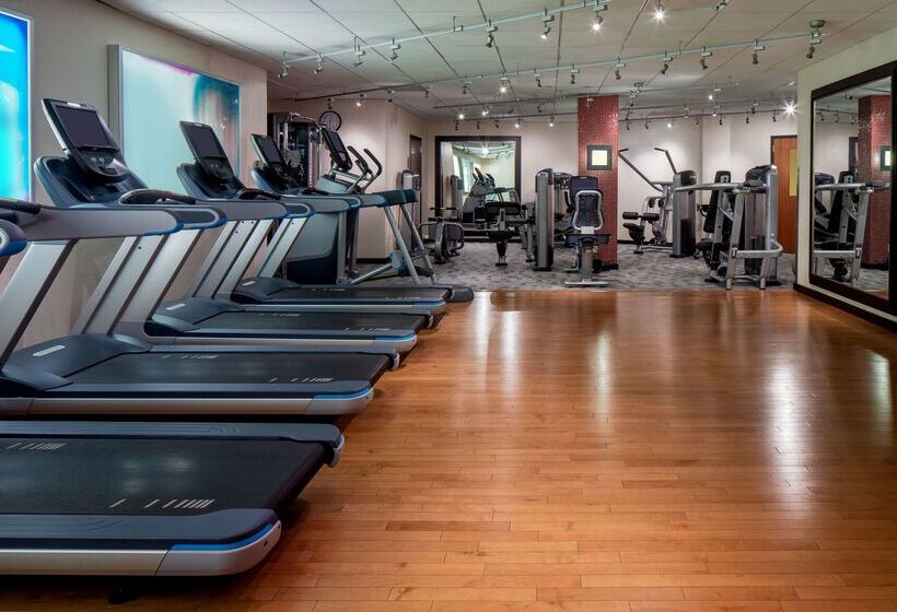 هتل Hyatt Regency Crystal City At Reagan National Airport