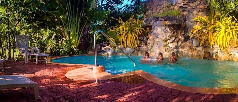 هتل Kariwak Village Holistic Haven And