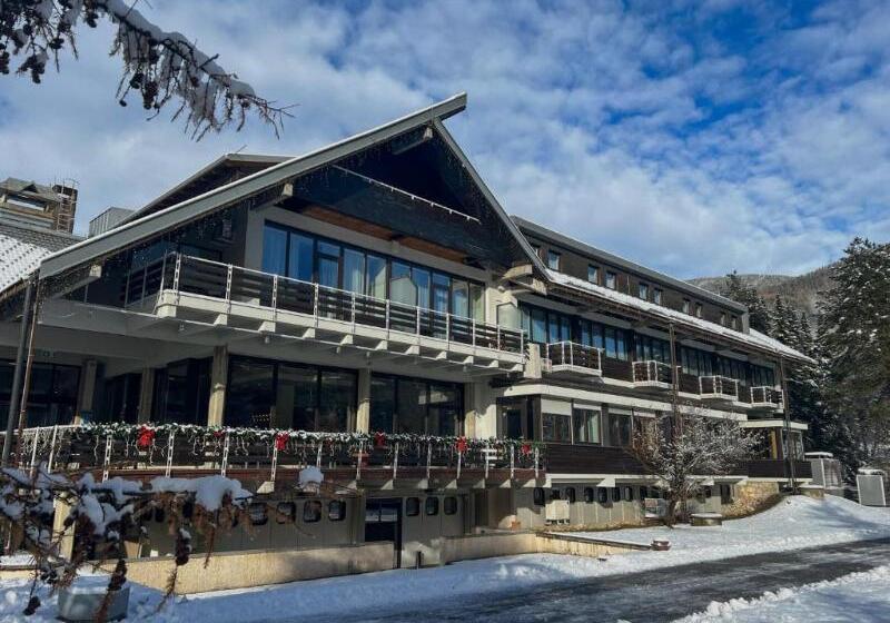 ホテル Kranjska Gora