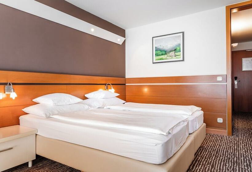 ホテル Kranjska Gora