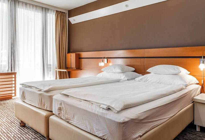 ホテル Kranjska Gora