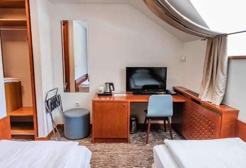 ホテル Kranjska Gora