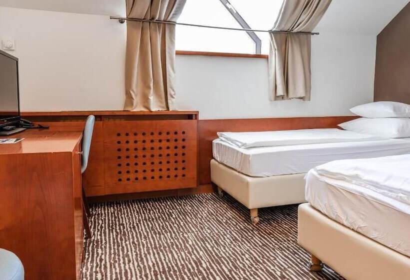 ホテル Kranjska Gora