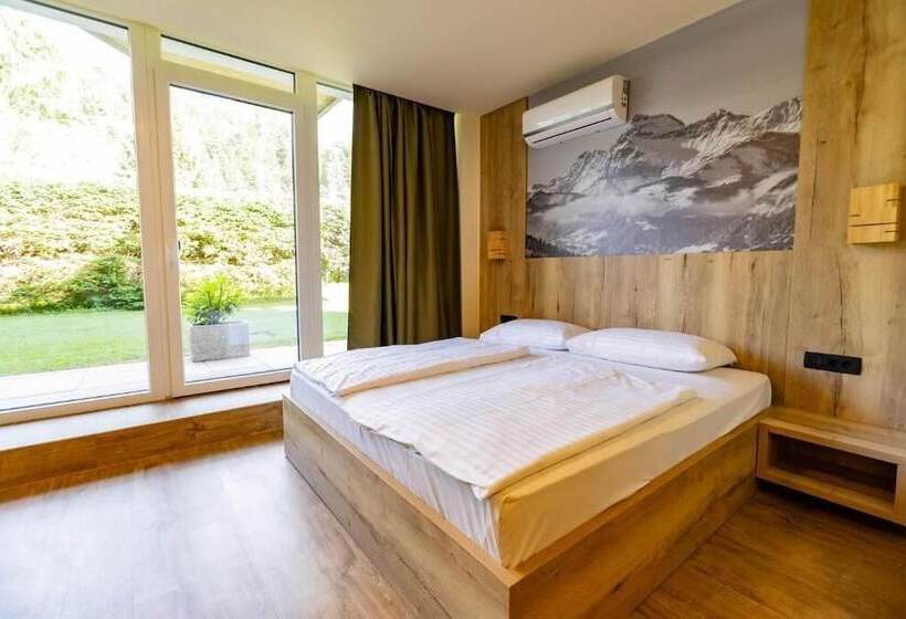 ホテル Kranjska Gora