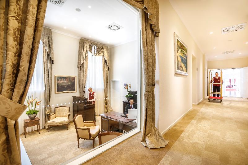 ホテル Kvarner  Liburnia