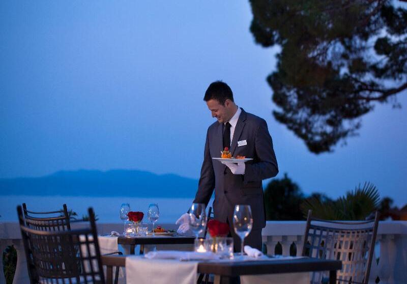 Отель Kvarner  Liburnia