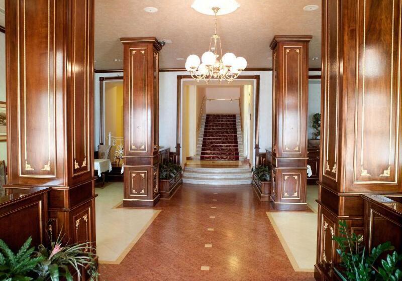 Hotel Kvarner Palace