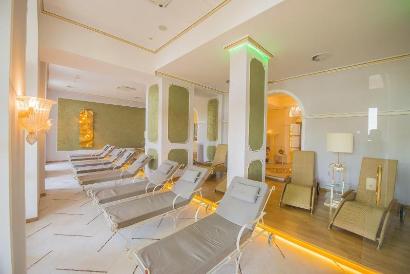 Hotel Kvarner Palace