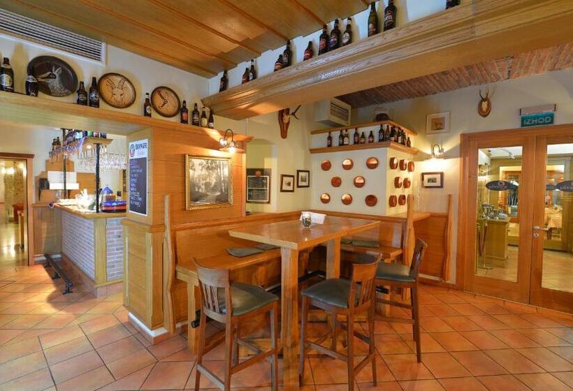 בית מלון כפרי Lovec