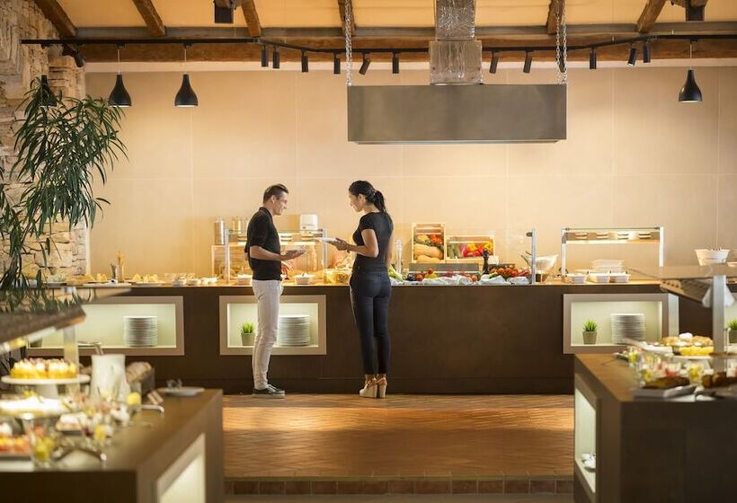 Maistra Select Island Hotel Katarina