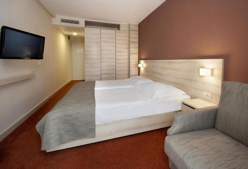 호텔 Materada Plava Laguna