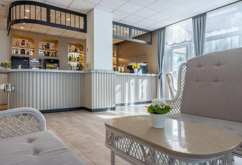 Mediteran Hotel By Aminess