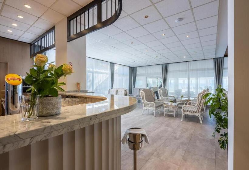 Mediteran Hotel By Aminess