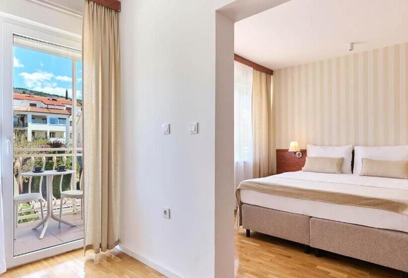 Mediteran Hotel By Aminess