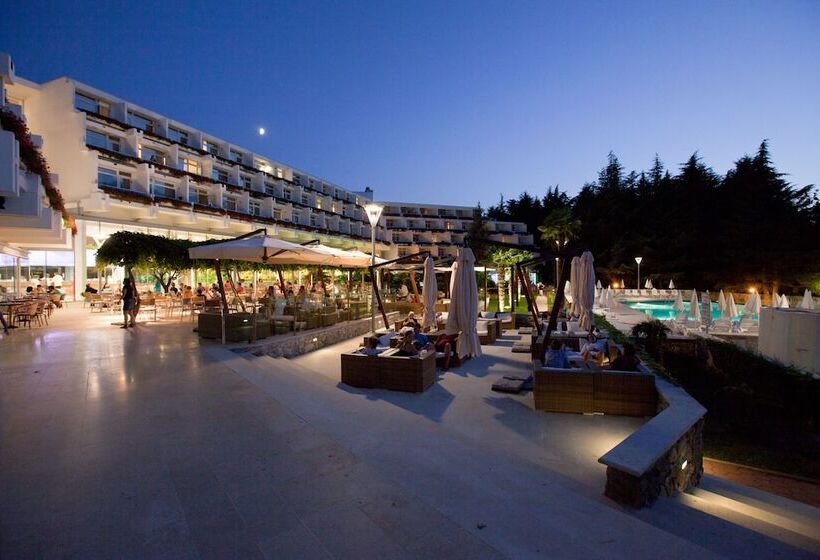 Отель Mediteran Plava Laguna