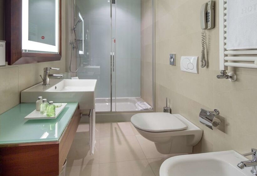 호텔 NH Collection Milano Touring