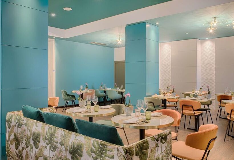 هتل NH Collection Milano Touring