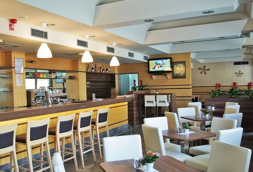 هتل špica Laško