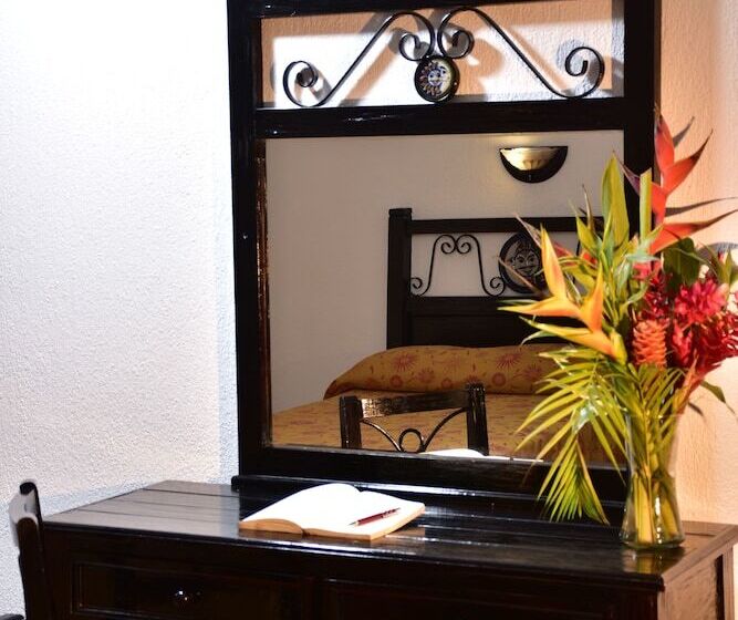 酒店 Plaza Palenque