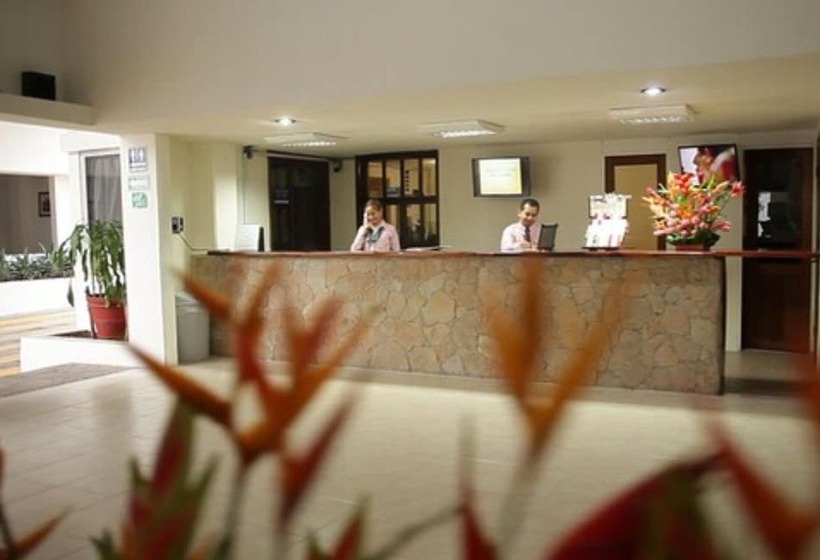 호텔 Plaza Palenque