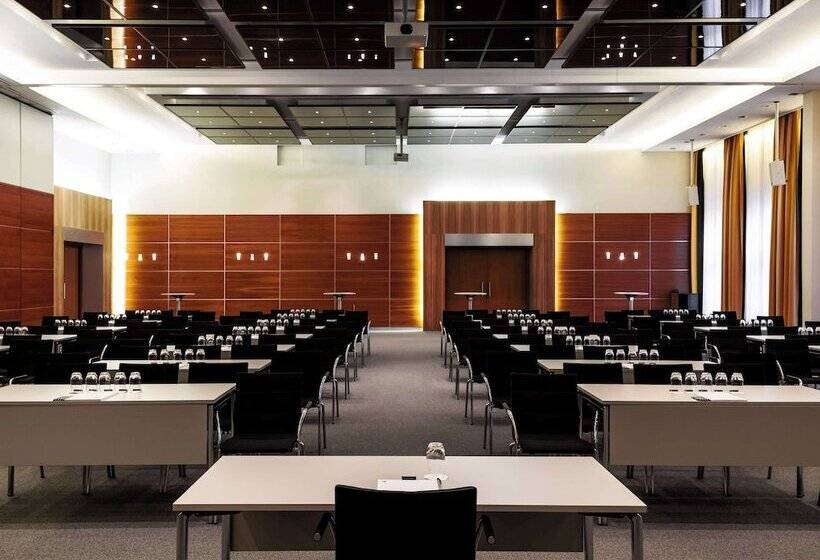 בית מלון כפרי Pullman Eindhoven Cocagne