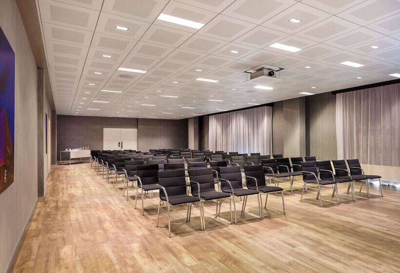 בית מלון כפרי Pullman Eindhoven Cocagne