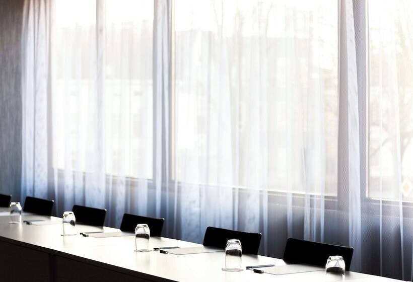 בית מלון כפרי Pullman Eindhoven Cocagne