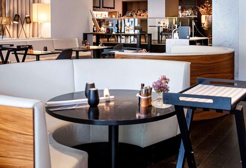 בית מלון כפרי Pullman Eindhoven Cocagne