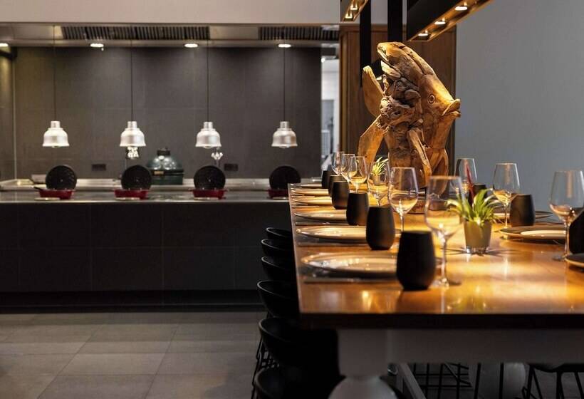 בית מלון כפרי Pullman Eindhoven Cocagne