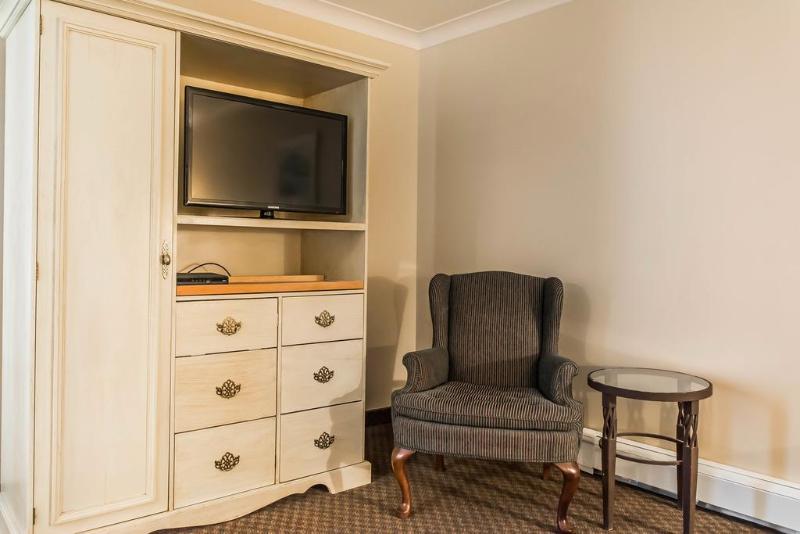 فندق Quality Inn & Suites Garden Of The Gulf