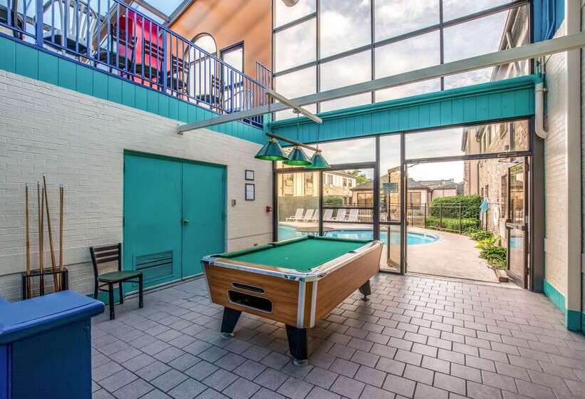 فندق Country Inn & Suites By Radisson, Muskegon, Mi