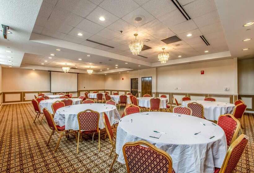 فندق Country Inn & Suites By Radisson, Muskegon, Mi