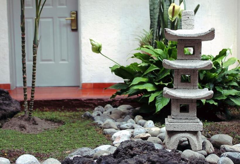 Radisson Hotel & Convention Center Toluca