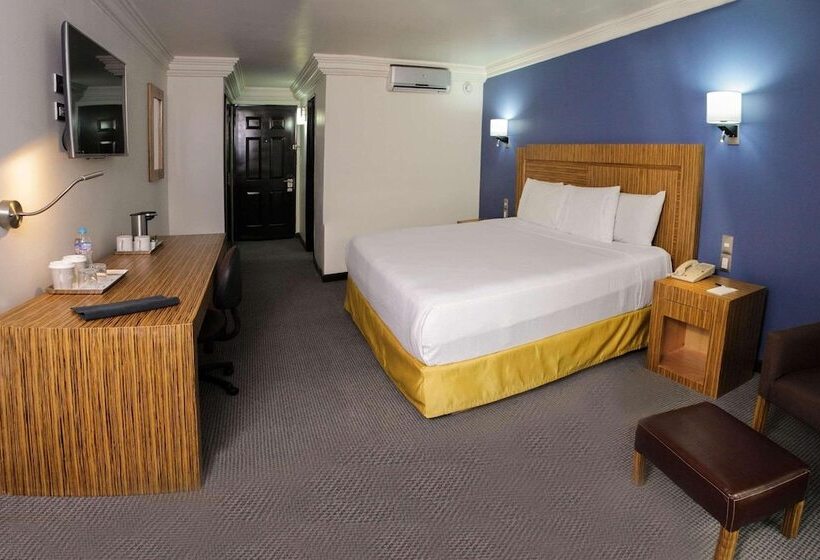 Radisson Hotel & Convention Center Toluca