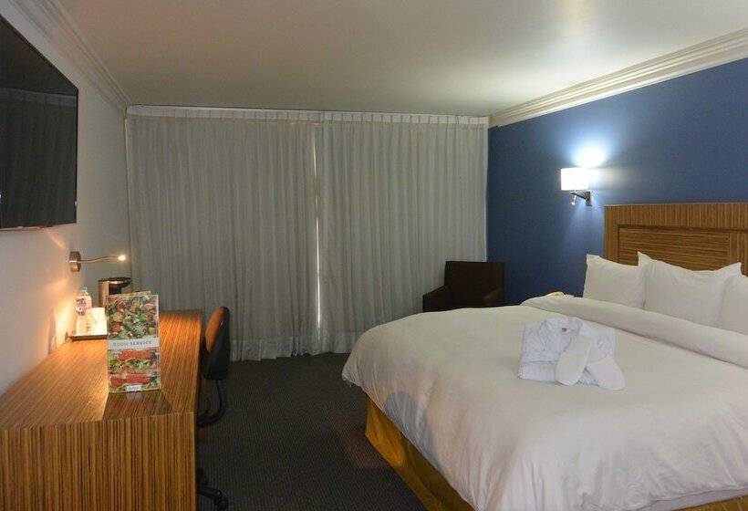 Radisson Hotel & Convention Center Toluca