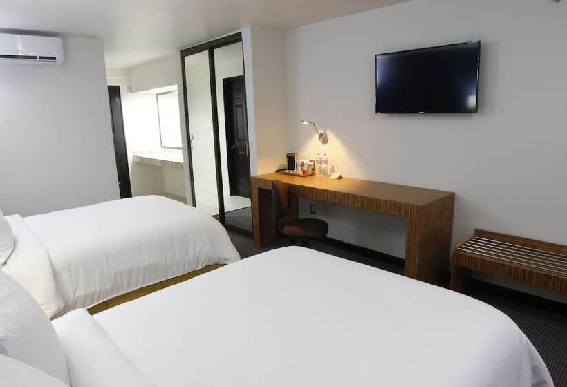 Radisson Hotel & Convention Center Toluca