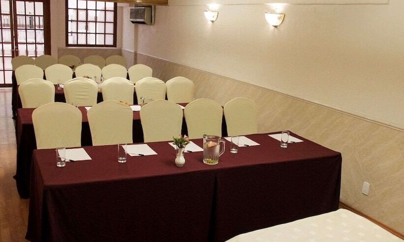 Radisson Hotel & Convention Center Toluca