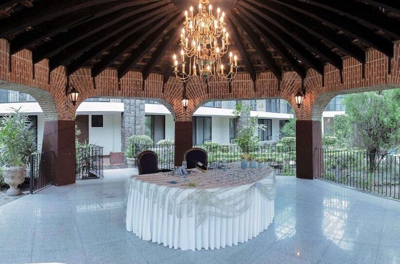 Radisson Hotel & Convention Center Toluca