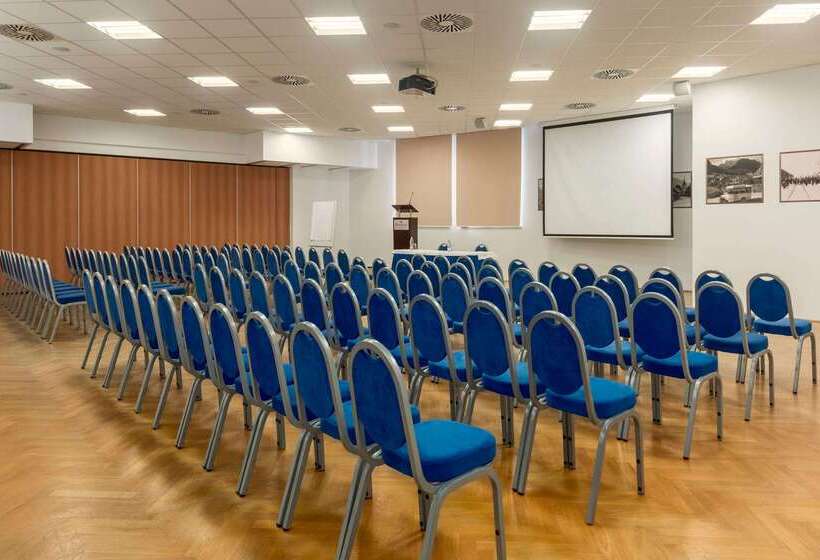 هتل Ramada Resort Kranjska Gora