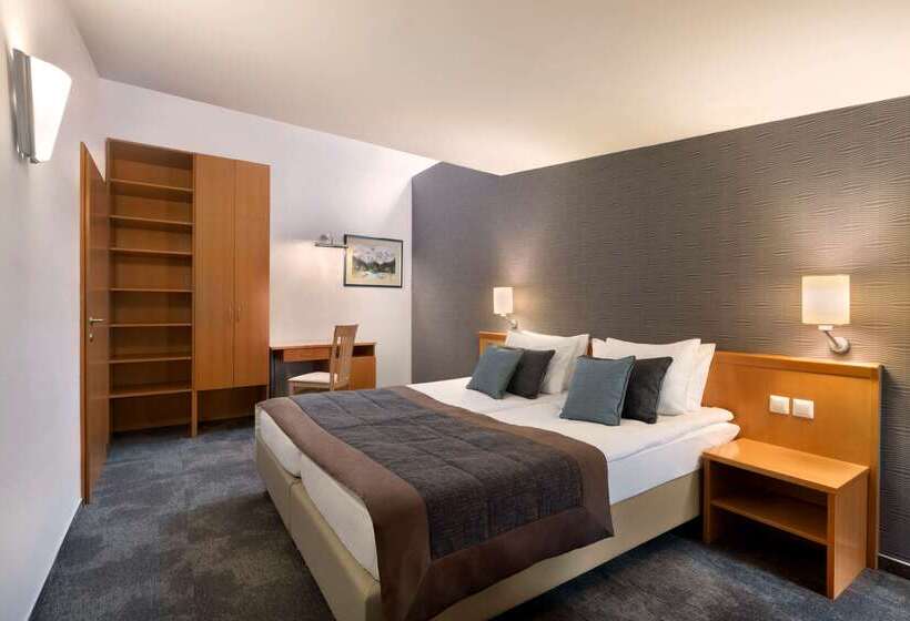 هتل Ramada Resort Kranjska Gora