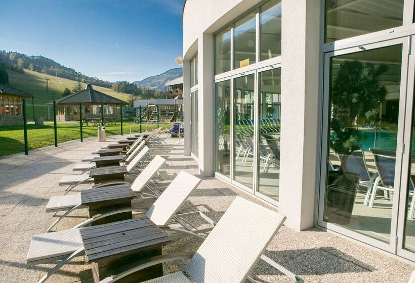 هتل Ramada Resort Kranjska Gora