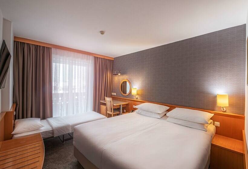 هتل Ramada Resort Kranjska Gora