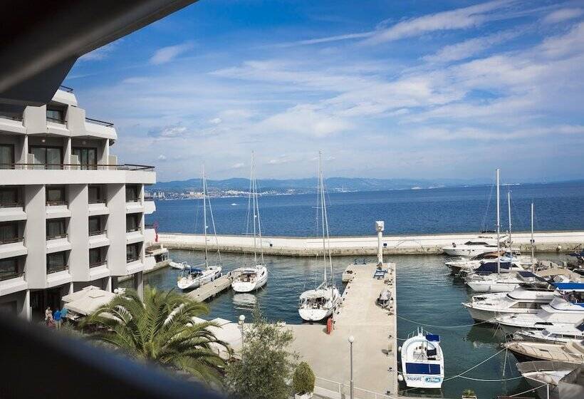 هتل Admiral   Liburnia