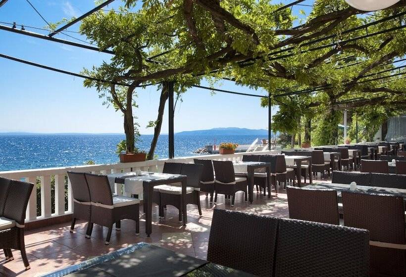 호텔 Kristal   Liburnia