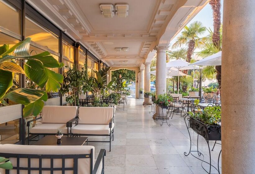 호텔 Palace Bellevue   Liburnia