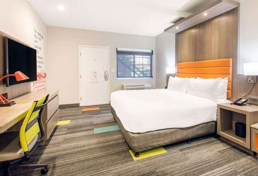 فندق Rodeway Inn Near Melrose Ave