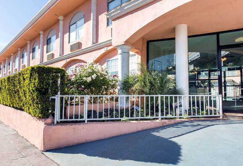 فندق Rodeway Inn Near Melrose Ave