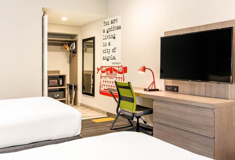 فندق Rodeway Inn Near Melrose Ave